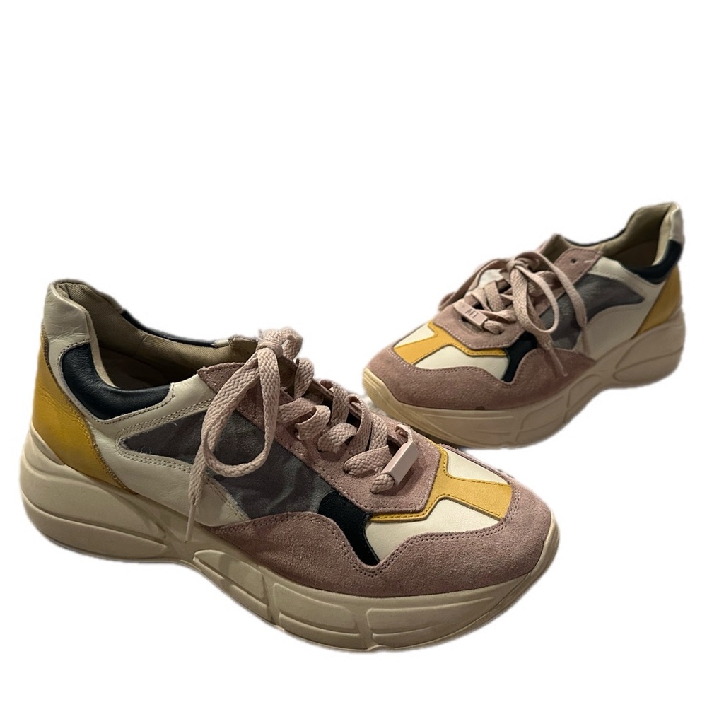 Steve Madden Balenciaga‎ style Dad sneaker